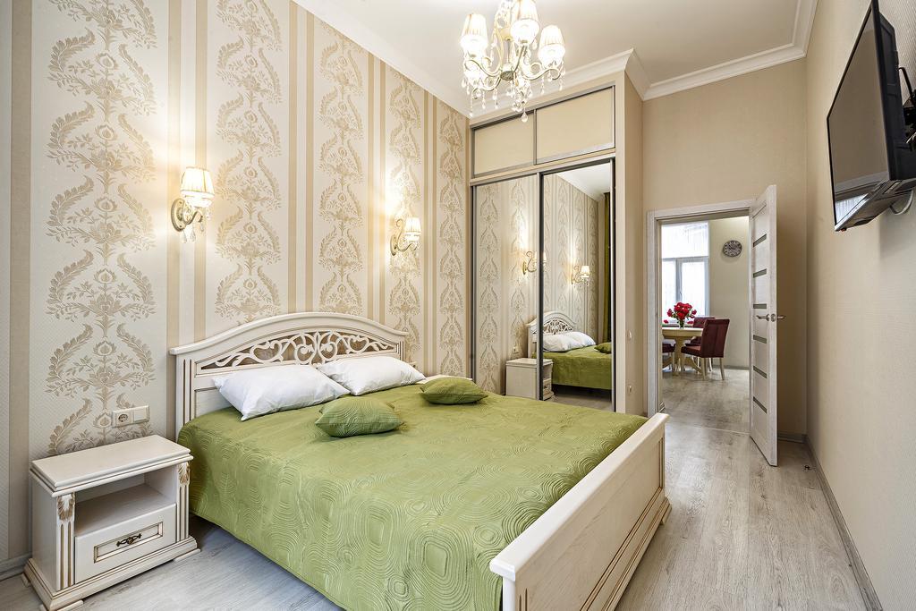American Apartment Лвив Екстериор снимка